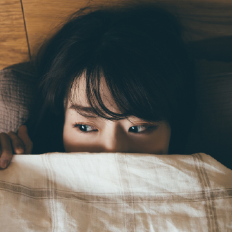 夜中目が覚める・眠りが浅い